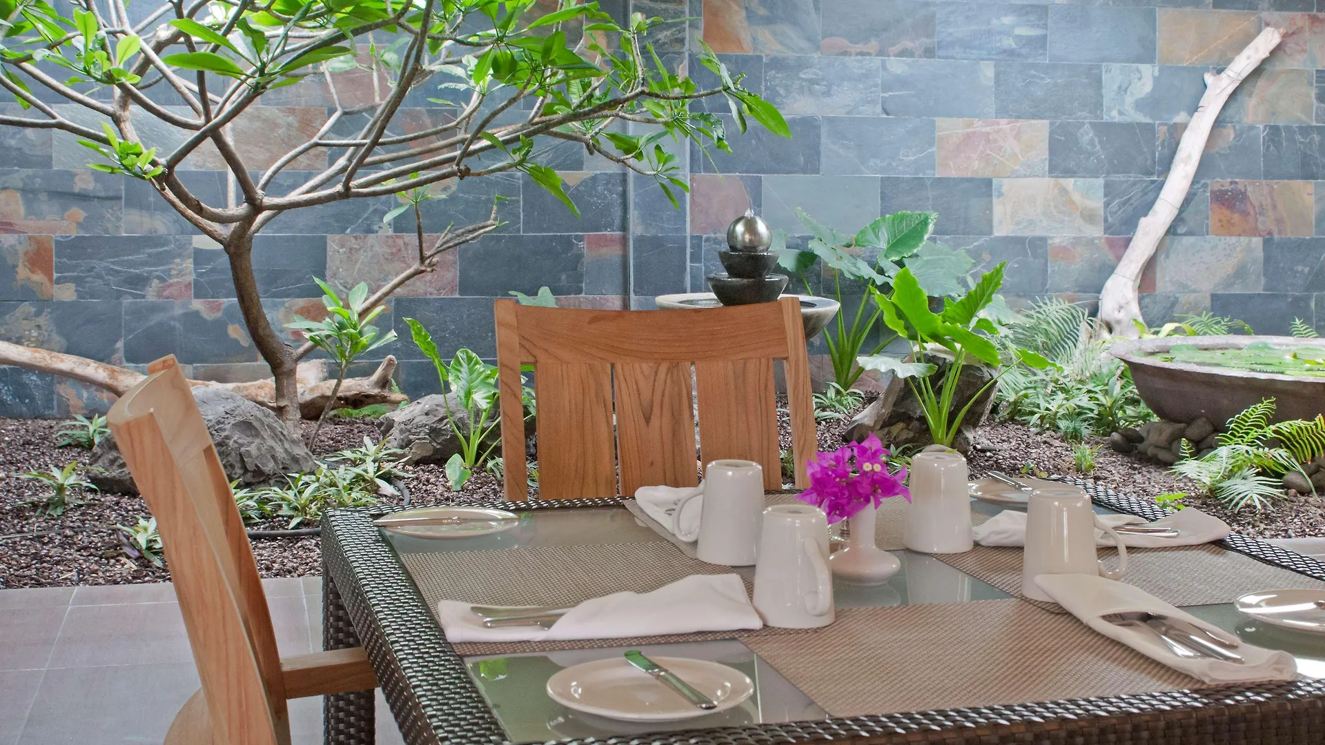 Radisson Grenada Beach Resort Grand Anse 4*,
